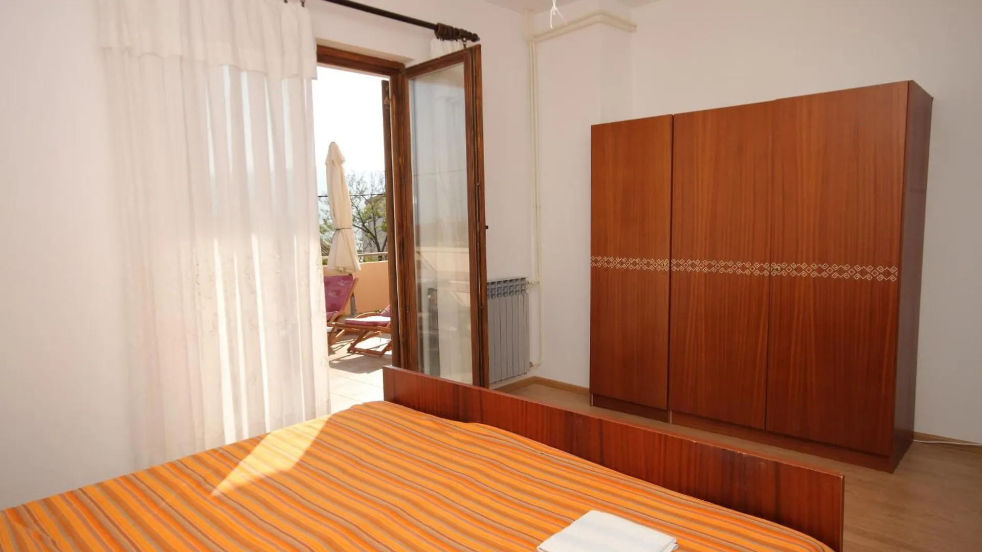 Apartments For Families With Children Pag - 6467 باغ 0*,